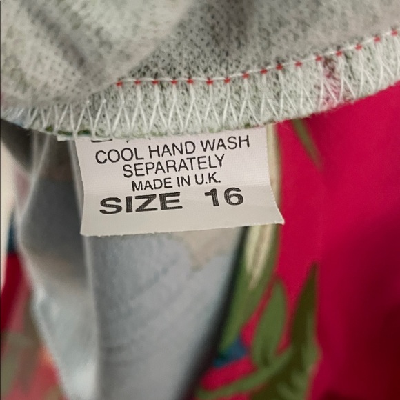 Elegant Pink Floral Midi Dress - Picture 4 of 4